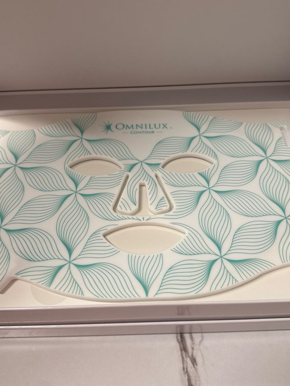 Omnilux Contour LED Facial Mask never used!